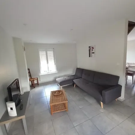 Maison Du Chemin De Fer * Grandcourt (Somme)